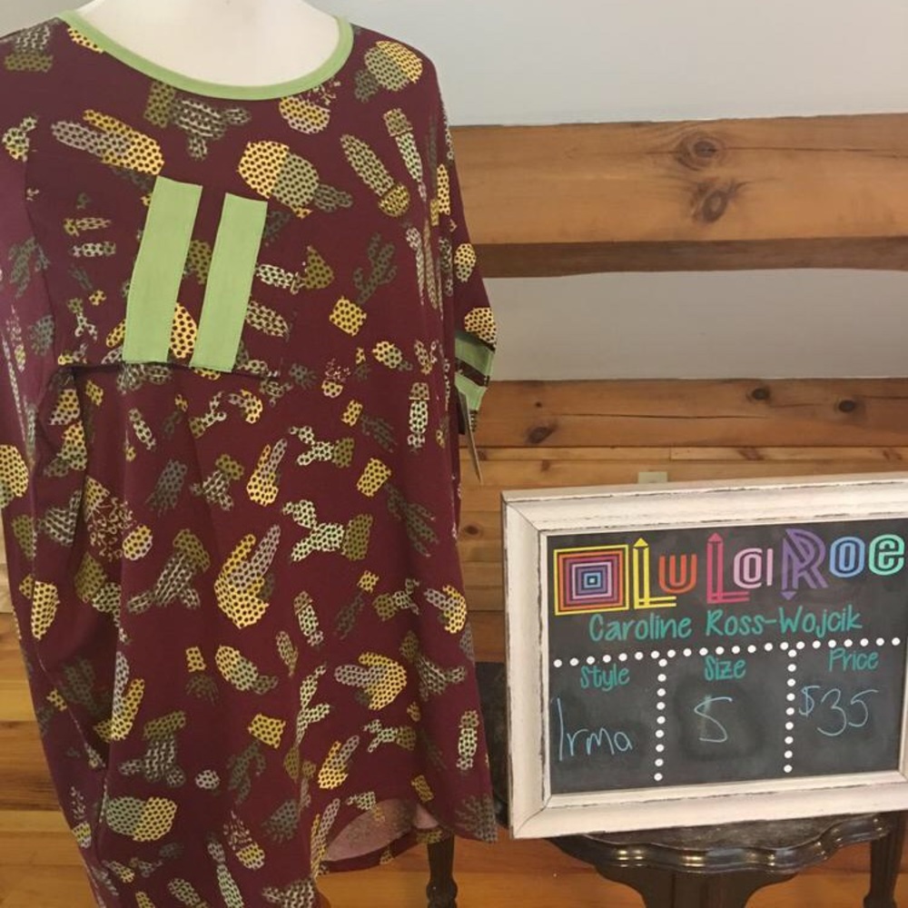NWT Small Irma Top